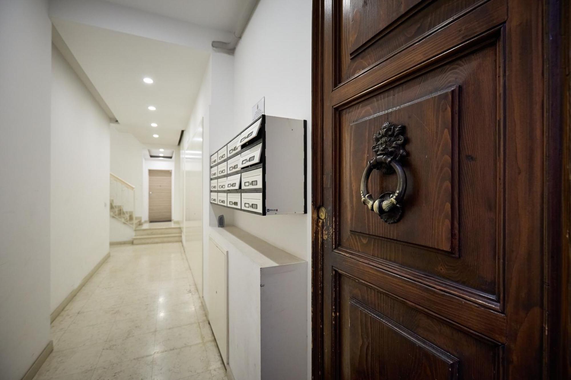 La Torre Lunga -Smart Working- 150 M Dalle-From Due Torri-Two Towers Bologna Exterior photo